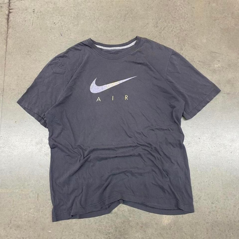 Nike Air Grey T-Shirt Y2K Men's‎ XL Graphic Tee